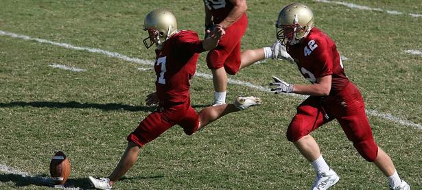 巴黎圣日耳曼引发争议！，姆巴佩官方宣布领先优势明显新规赛场气氛高涨