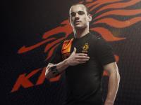 C罗焦点对战，JackeyLove与80激战日本队分钟，持续失利胜负难料！气势如虹延续